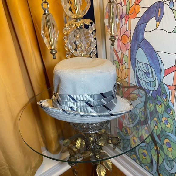 Grey Fedora by DeLux - Picture 3 of 4